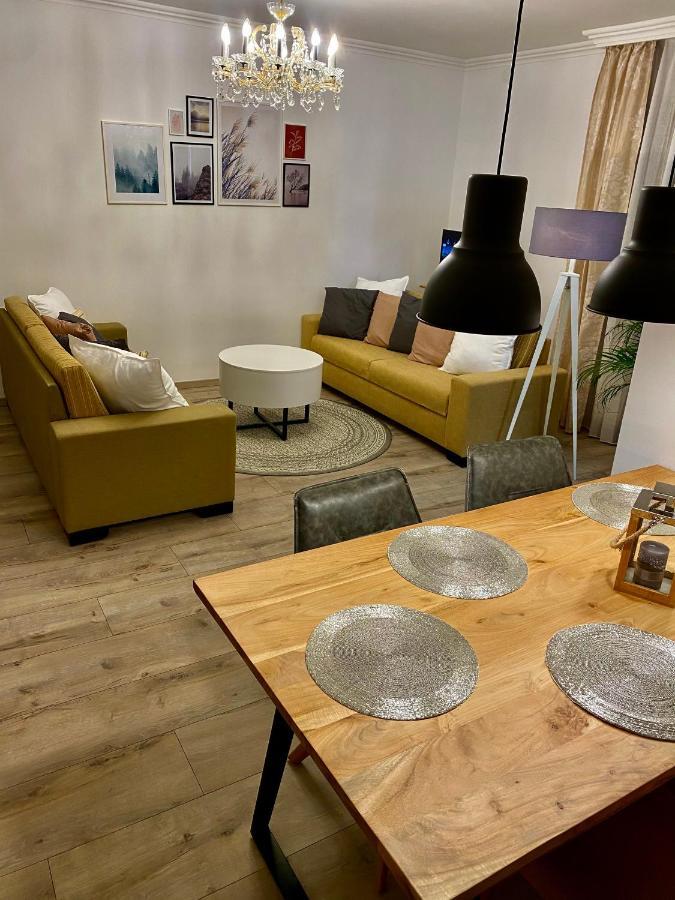 Home Sweet Apartment Xl Bük 外观 照片