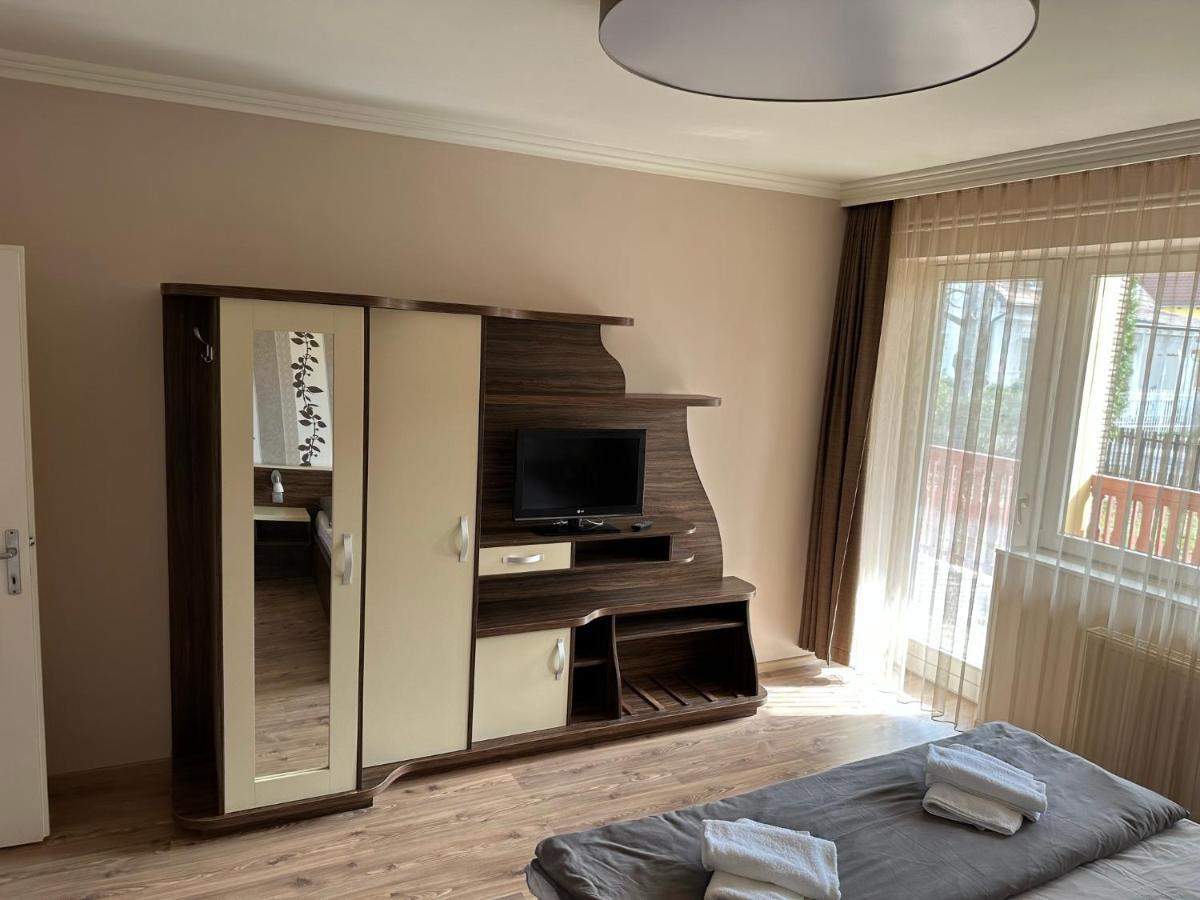 Home Sweet Apartment Xl Bük 外观 照片